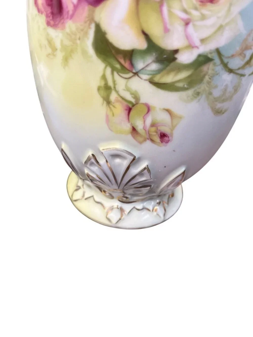 Antique Vase this exquisite